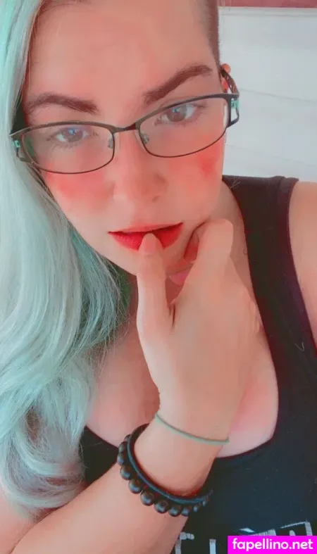 Snow White1121 OnlyFans Thumbnail #WGgDUAqhKt