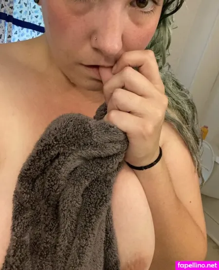 Snow White1121 OnlyFans Thumbnail #dZy8KRHVg9