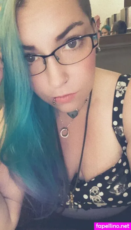 Snow White1121 OnlyFans Thumbnail #oE8z0bE7b9