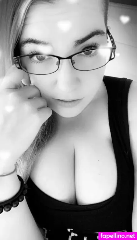 Snow White1121 OnlyFans Thumbnail #t644GGE5nN