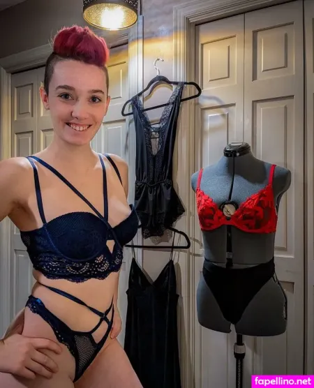 Snow Whyte OnlyFans Thumbnail #GJY88cKuaF