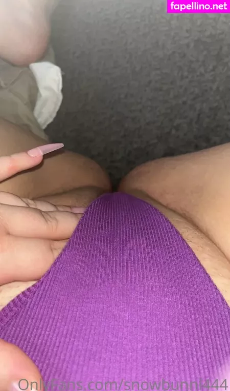 Snowbunni444 OnlyFans Thumbnail #4OswbHYopm