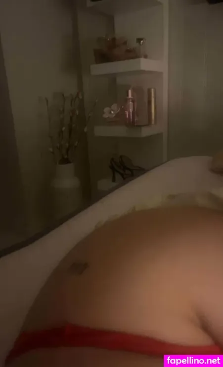 Snowbunniie666 OnlyFans Thumbnail #7isX8WFJq5