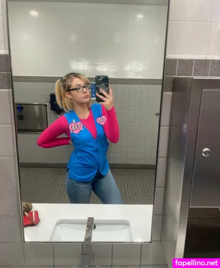 Snowbunnyalii OnlyFans Thumbnail #KjnGibjCn4