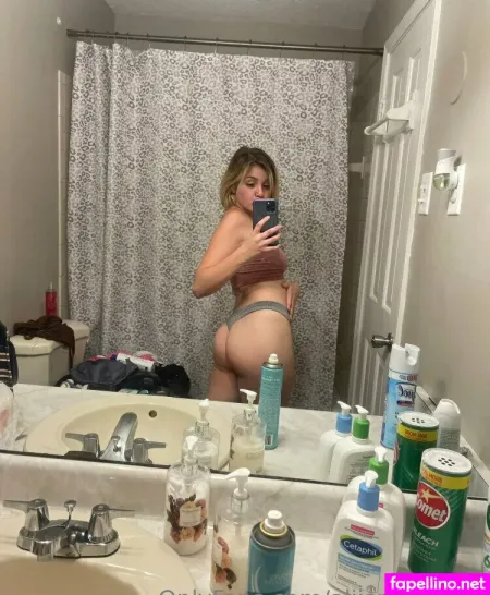 Snowbunnyalii OnlyFans Thumbnail #lnE64P7HCd