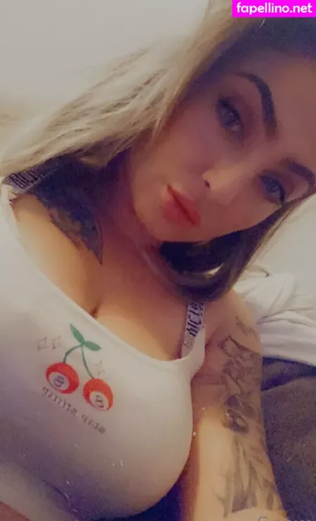 Snowbunnygang420 OnlyFans Thumbnail #SqAzJlUU59