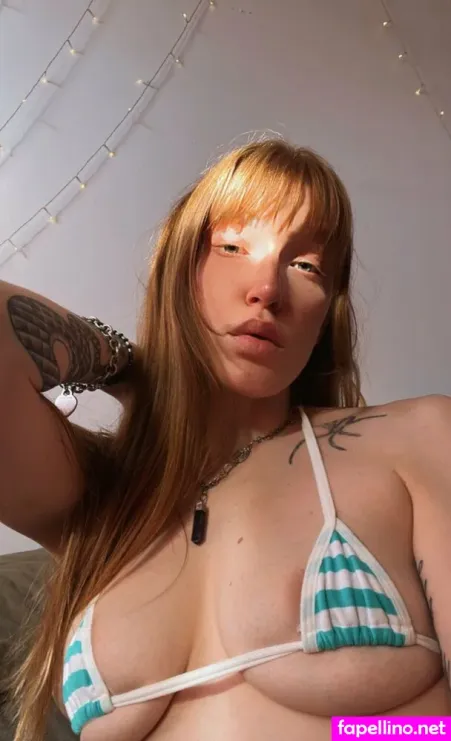 Snowbunnylo333 OnlyFans Thumbnail #2UTMj3zgfl