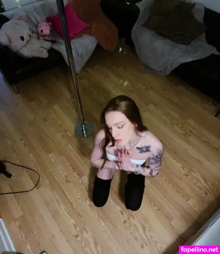 Snowbunnylo333 OnlyFans Thumbnail #tohEdCA4uK