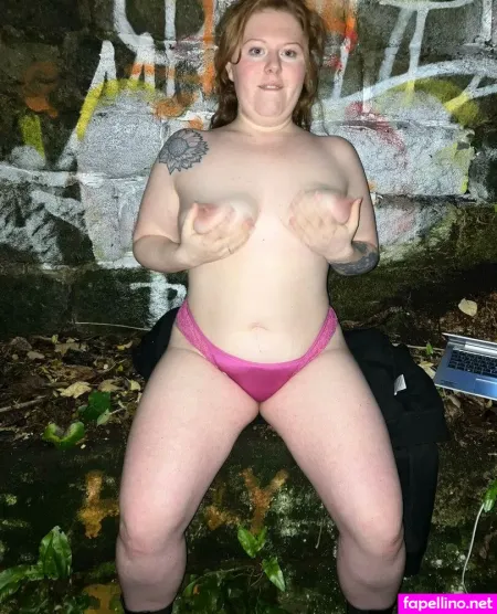 Snowbunnysoph OnlyFans Thumbnail #4l2u8Mot8k