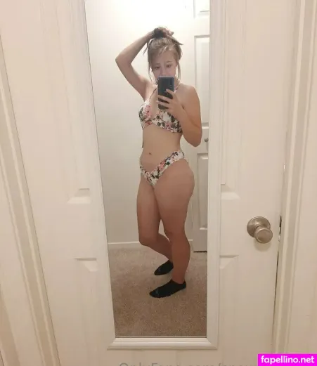 Snowcakesxo OnlyFans Thumbnail #apILaWiqJQ