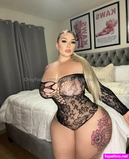 Snowinnhoustonfree OnlyFans Thumbnail #A2teYg1qcB
