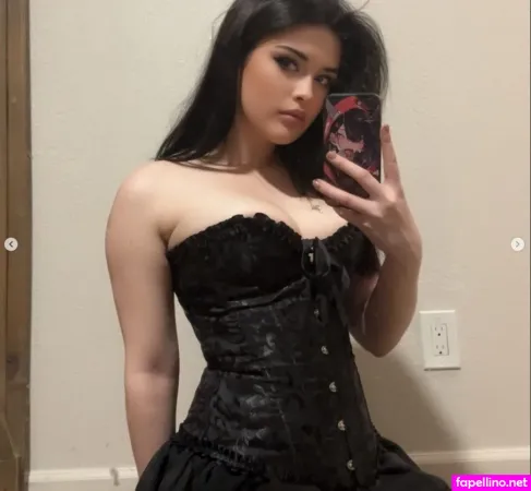 Snowluxe OnlyFans Thumbnail #648aWL8Pog