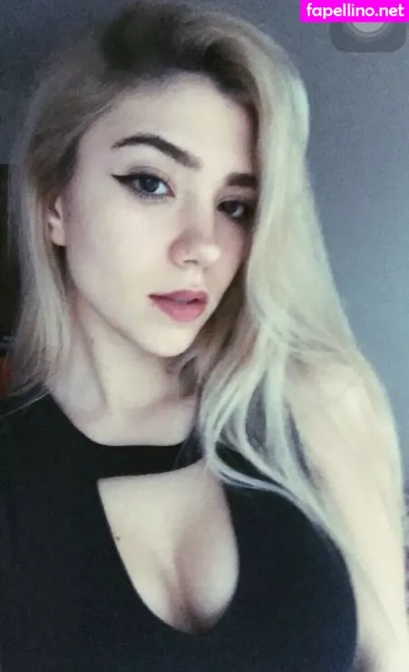 Snowmaiid OnlyFans Thumbnail #2DC5GKWzEN