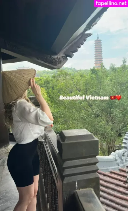 Snowmaiid OnlyFans Thumbnail #QzBhGhAV3u