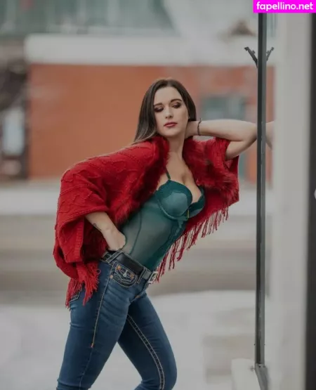 Snowwhite069 OnlyFans Thumbnail #WaNRgM4Zz5