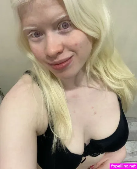 Snowwhitebella OnlyFans Thumbnail #6KdAnHuJ4n