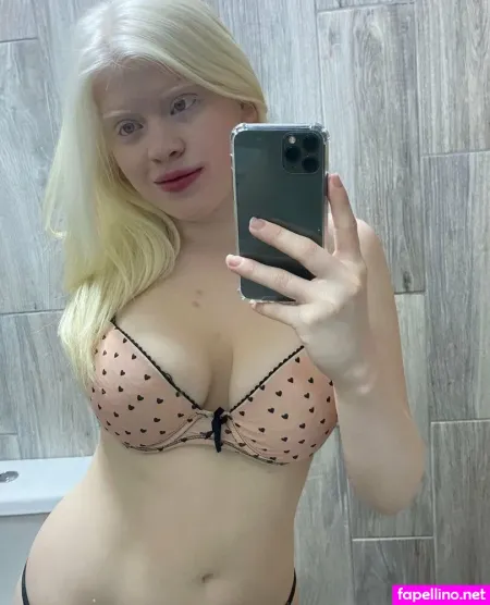 Snowwhitebellaxo OnlyFans Thumbnail #gR5n5g0Jxc