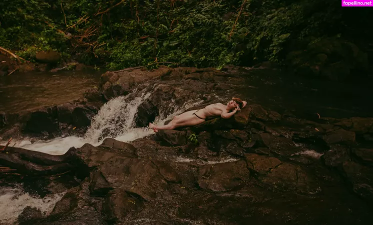 Snugglepunk OnlyFans Thumbnail #SO3waDj0ut