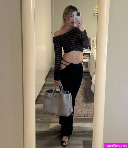 Socallily OnlyFans Thumbnail #fj375h5BpM