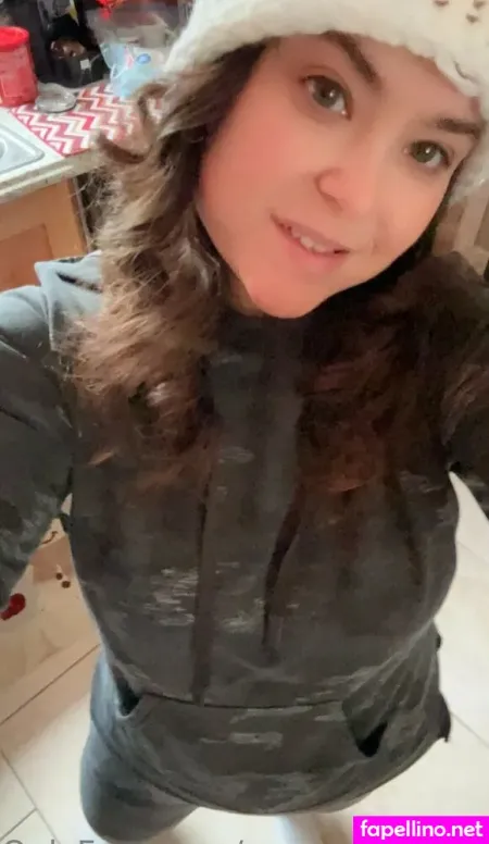 Soccermom0423 OnlyFans Thumbnail #ZeuJnKpRmN