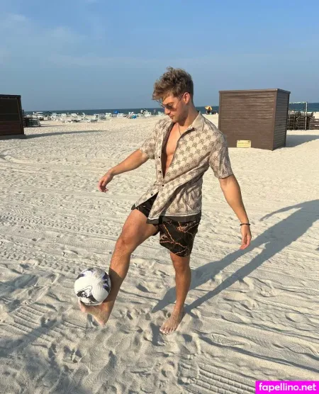 Soccerstudd OnlyFans Thumbnail #E8g6f5U5OA