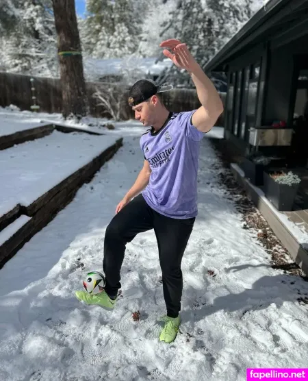 Soccerstudd OnlyFans Thumbnail #nAm5FF57Wn