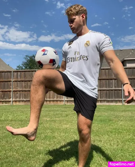 Soccerstudd OnlyFans Thumbnail #zJbHGu3KtA