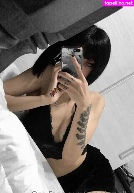 Socialcruelty OnlyFans Thumbnail #3HWIHY7iKr