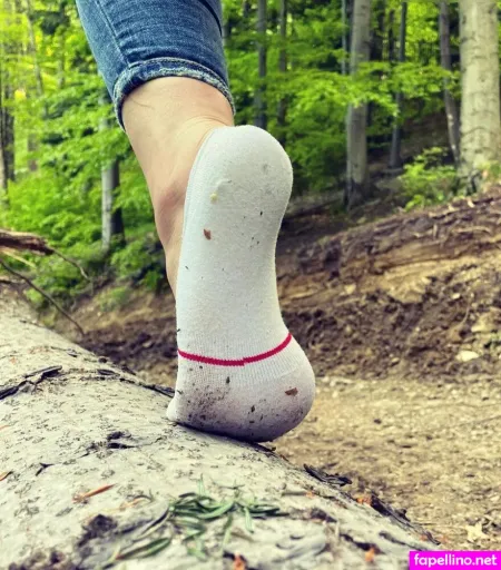 Socksqueenforyou OnlyFans Thumbnail #2QpCQHcLTY