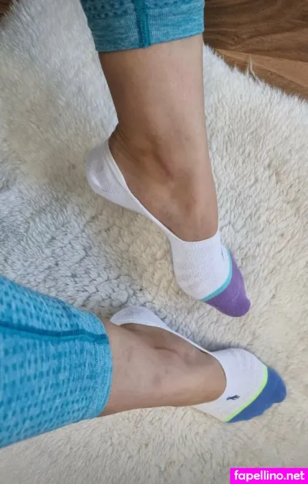 Socksqueenforyou OnlyFans Thumbnail #DeSFnOVlYL