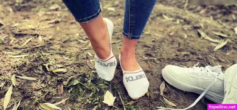 Socksqueenforyou OnlyFans Thumbnail #Ey8R3g1F6f