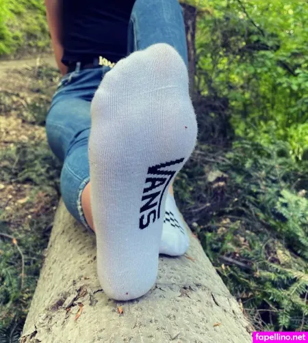 Socksqueenforyou OnlyFans Thumbnail #xeD55S1oVI