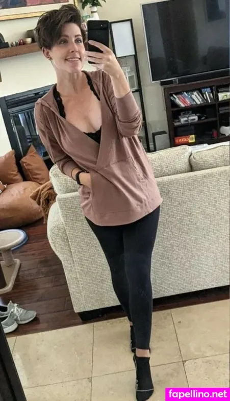 Soe Gschwind OnlyFans Thumbnail #KfHrAuy5tk