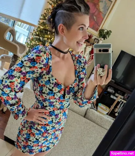 Soe Gschwind OnlyFans Thumbnail #V6Nwf2Ne6n