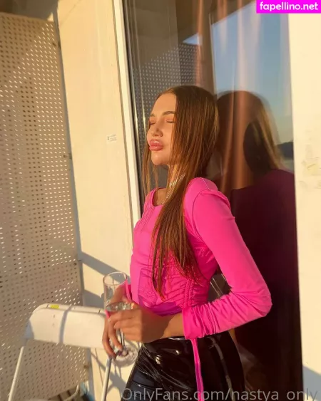 Sofa Ukr OnlyFans Thumbnail #AP5v2rvNFU