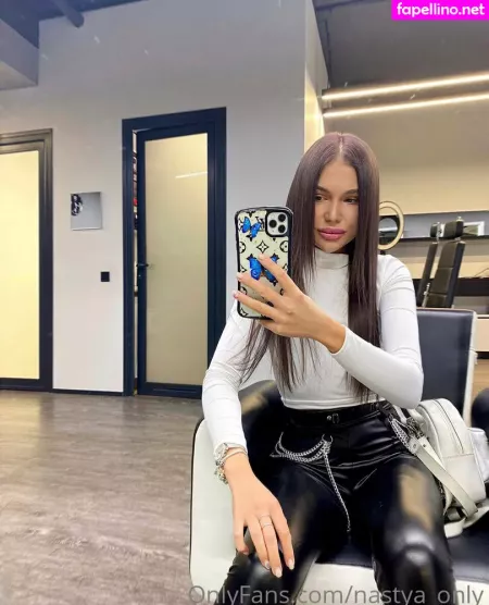 Sofa Ukr OnlyFans Thumbnail #hEfGe9os8J