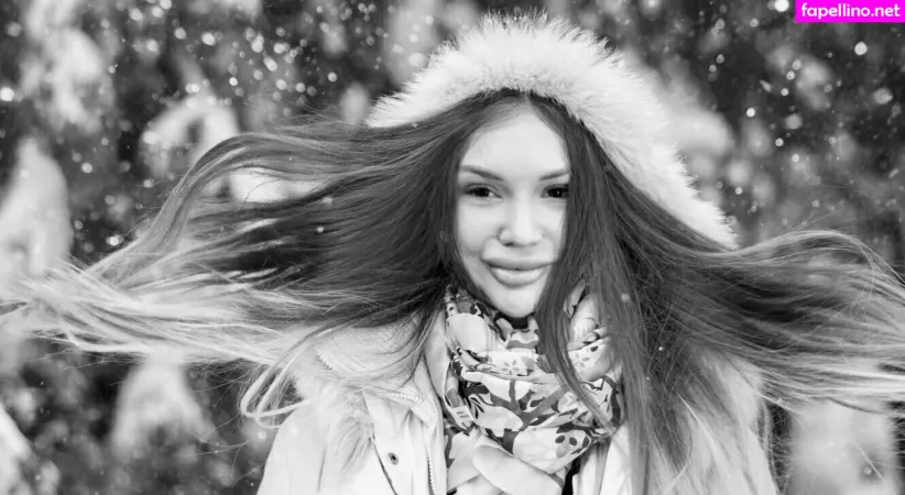 Sofa Ukr OnlyFans Thumbnail #lasPsNKM0q