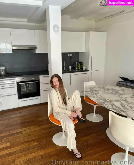 Sofa Ukr OnlyFans Thumbnail #vYqs5gU1FX