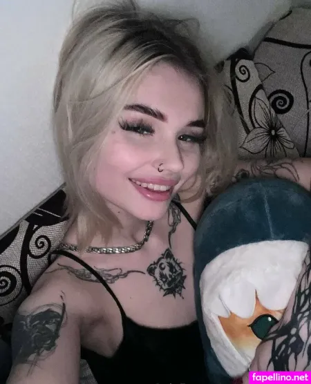 Sofaaaaaaaaaa OnlyFans Thumbnail #9pAIewu4vF