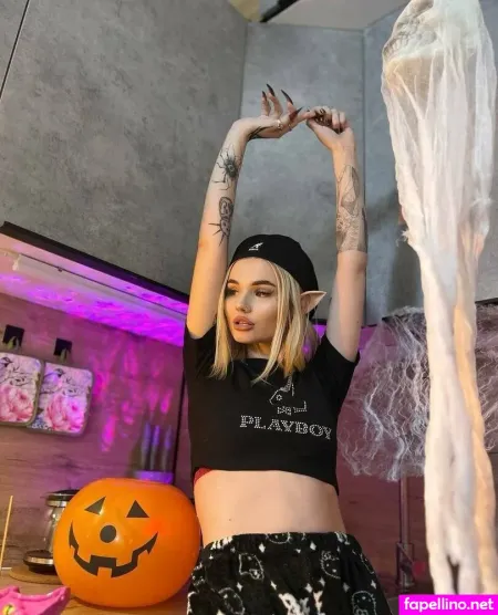 Sofaaaaaaaaaa OnlyFans Thumbnail #KEE977qFWZ