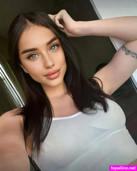 Soffi Fire OnlyFans Thumbnail #x92LyBzUmt