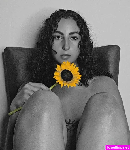 Sofi Dream OnlyFans Thumbnail #XMyLdHm4xW