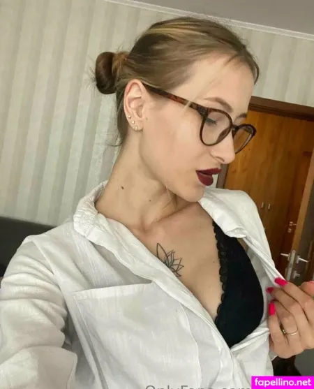 Sofi Teach OnlyFans Thumbnail #eog8BCFiXp