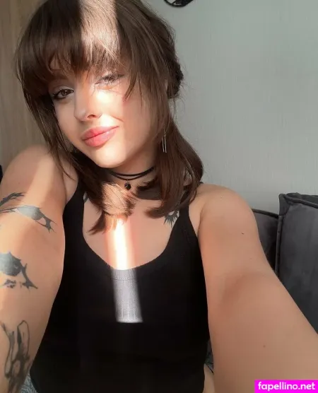 Sofi Wis OnlyFans Thumbnail #GlyqfdrzoN