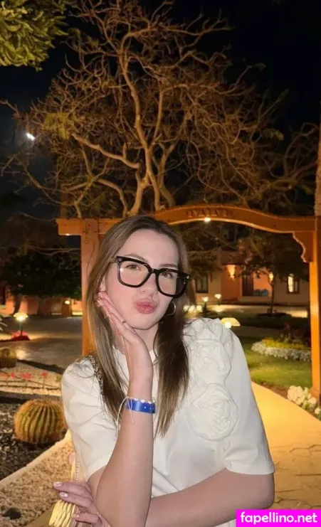 Sofia Ash OnlyFans Thumbnail #CM2B6Ar5CU