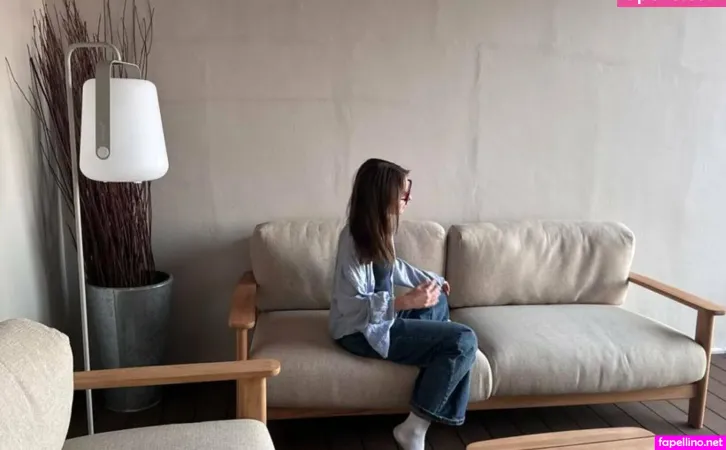 Sofia Ash Main Profile Photo