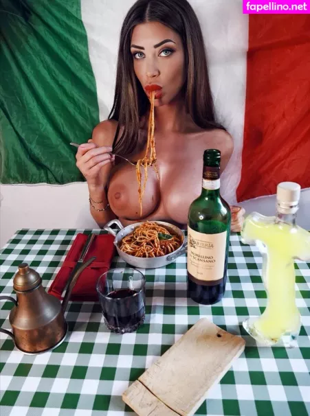 Sofia Barbieri OnlyFans Thumbnail #8qmhVVvE1G