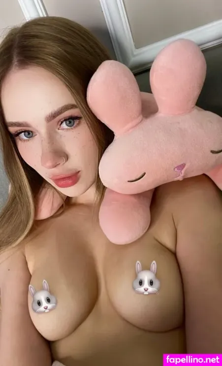 Sofia Brooks OnlyFans Thumbnail #TQA5Z6yN6M