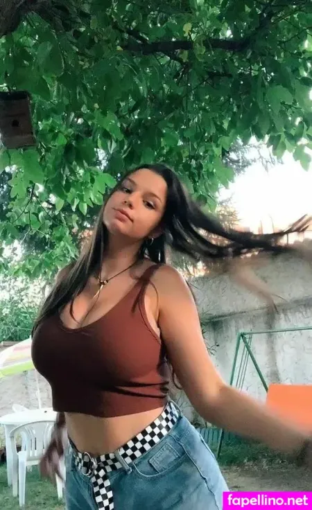 Sofia C OnlyFans Thumbnail #TyN7p5x4WN