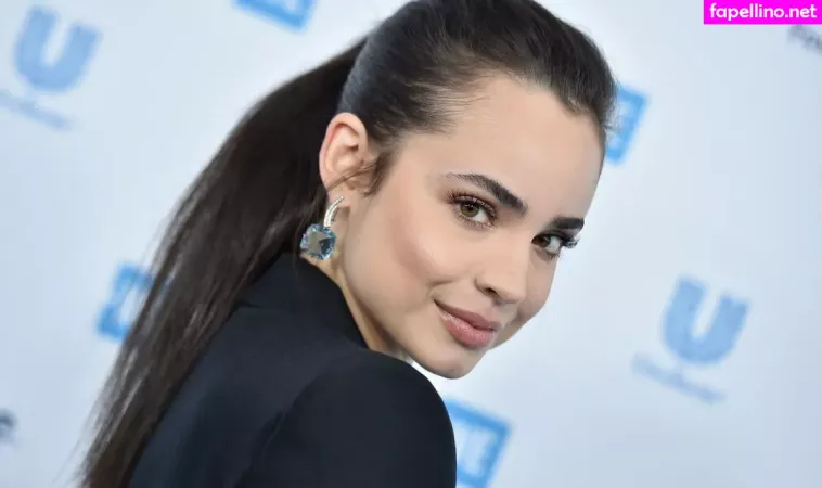 Sofia Carson OnlyFans Thumbnail #dGvNO4gWiZ